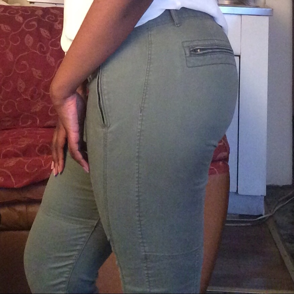 Gap Khakis